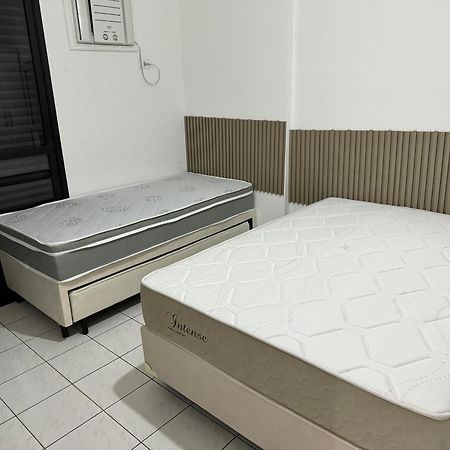 Confortavel Apartamento 1 Dorm Com Piscina E Lazer Guaruja Luaran gambar